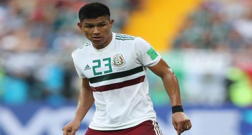 لاعب المكسيك يحصل على أسرع انذار في تاريخ كأس العالم